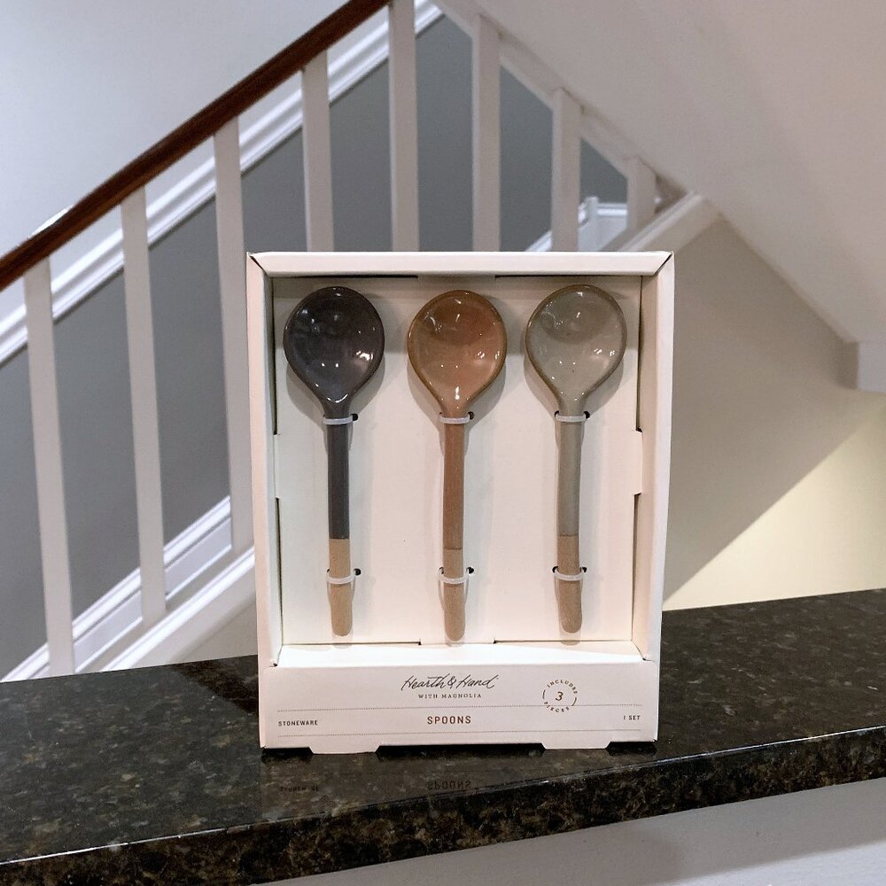 Hearth and & Hand with Magnolia Stoneware Appetizer Tasting Spoon Set NEW 2020